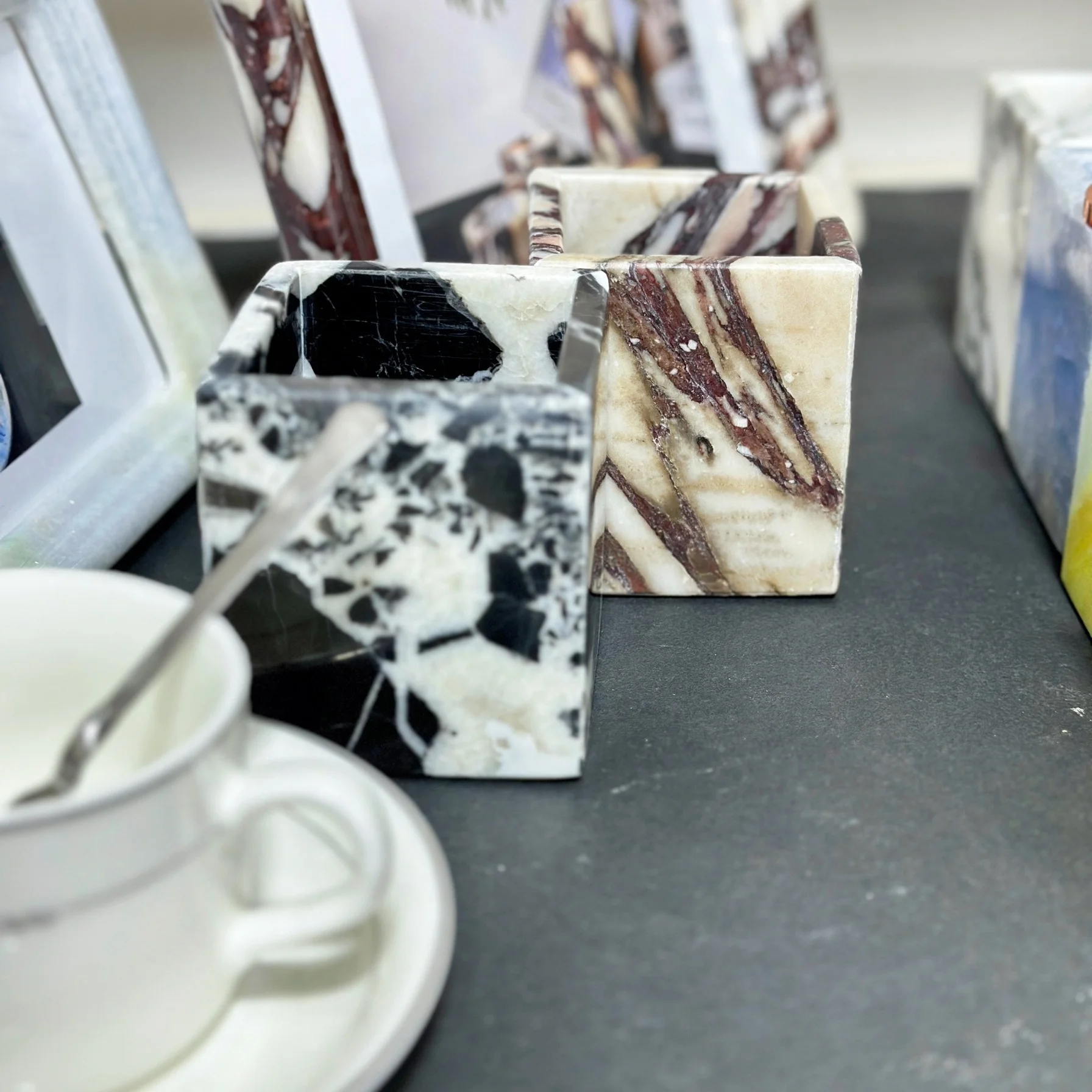 stonekocc 7*7*8cm Natural Marble Travertine Jewellery Storage Ornament Aroma Candle Holder Jewellery Arrangement for Entryway