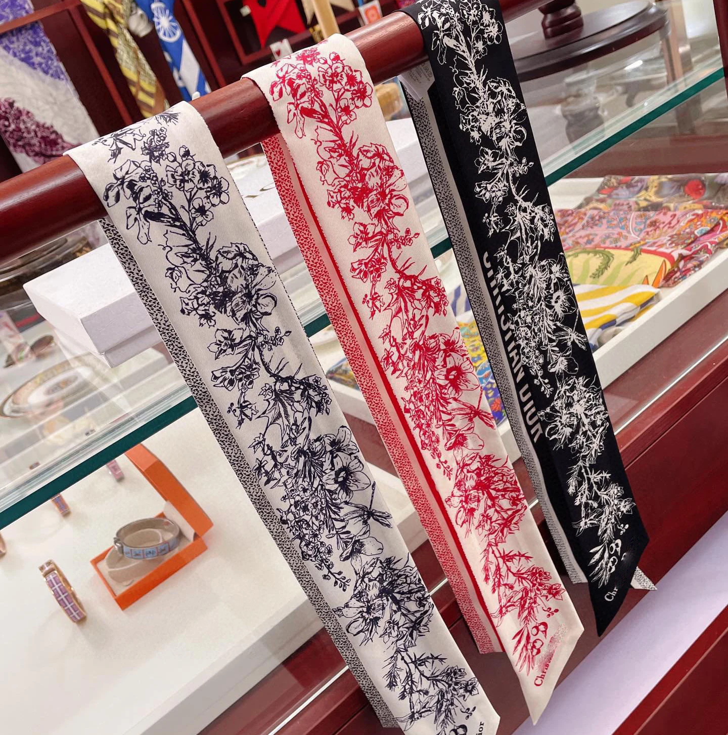 New Arrival Designer Printed Head Band Silk Scarf Cravat Girl Hair Accessories Hair Ribbon