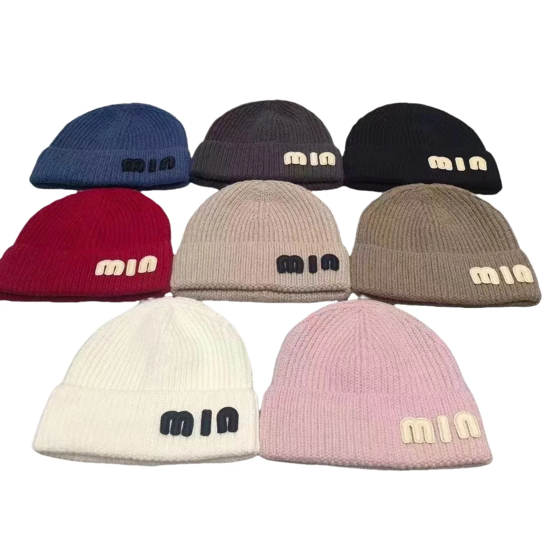 Promotional High Quality Womens Winter Hats Plain Knitted Beanie Hat Customization