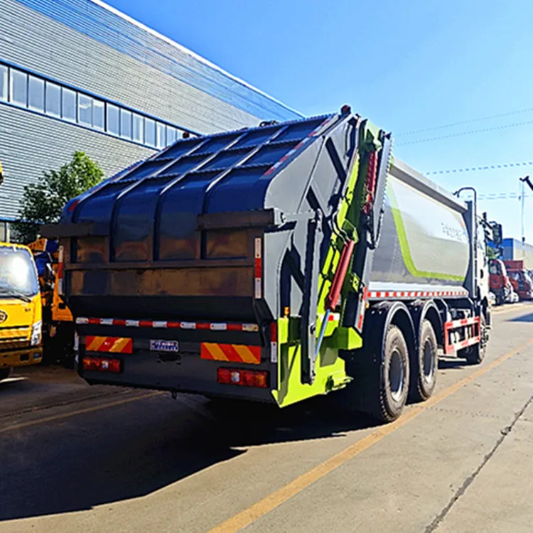 garbage truck.jpg