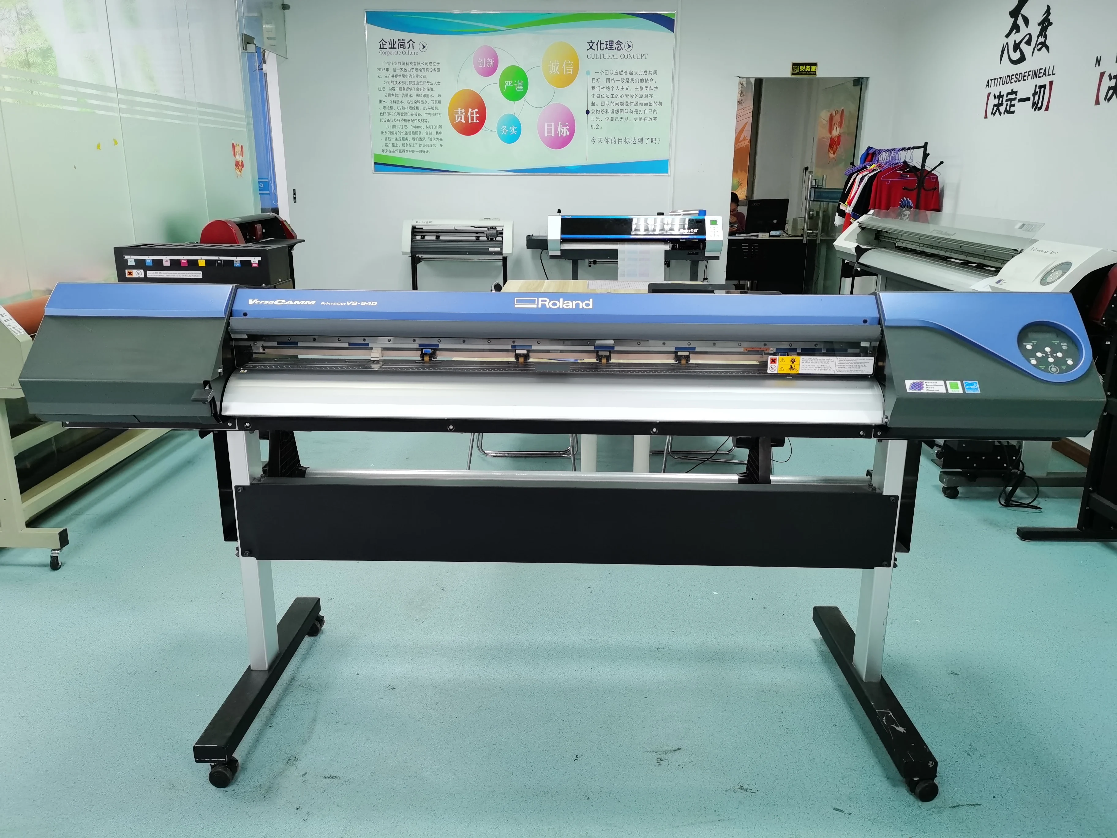 Second Hand Roland Vs540 Label Printing &Cutting Machine Eco Solvent Ink Plotter For Labeling printing