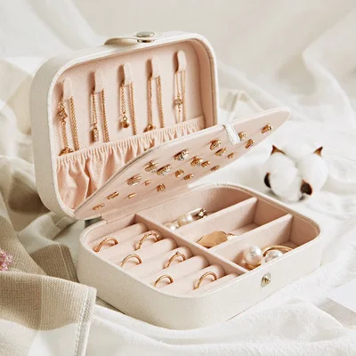2021 Storage Jewelry Box Organizer Case Portable jewelry storage box Travel Button Leather luxury jewelry storage box