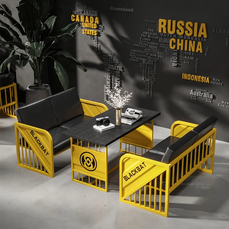 Creative Restaurant Dining Table & Chair Set Container Style Coffee Table Set Industrial Metal Bar Table & Chairs
