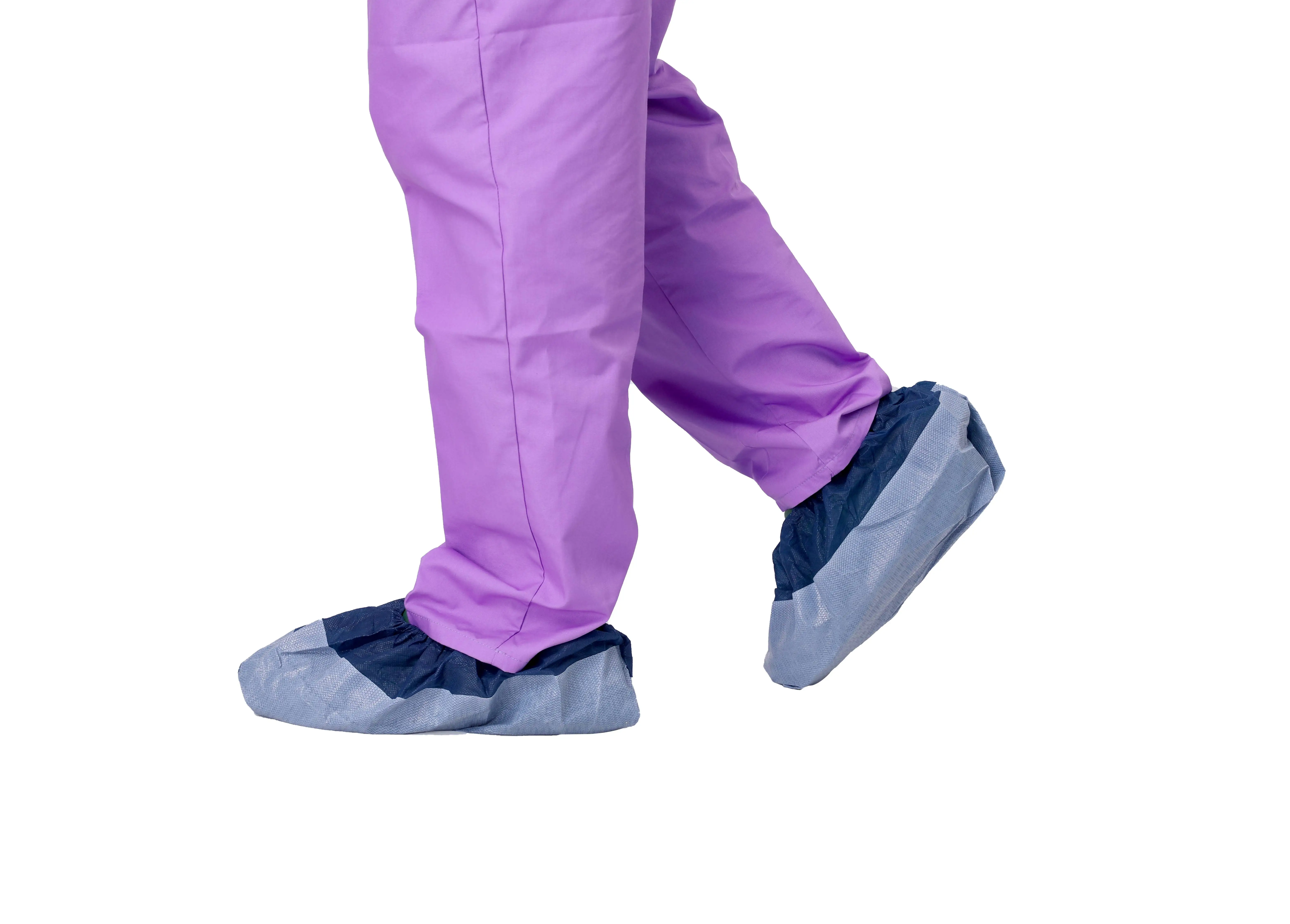 Hand-Made Disposable CPE Shoe Cover Anti-Skid Thickened Wear-Resistant Waterproof Feature Stocked Shoe Cover 10g weight