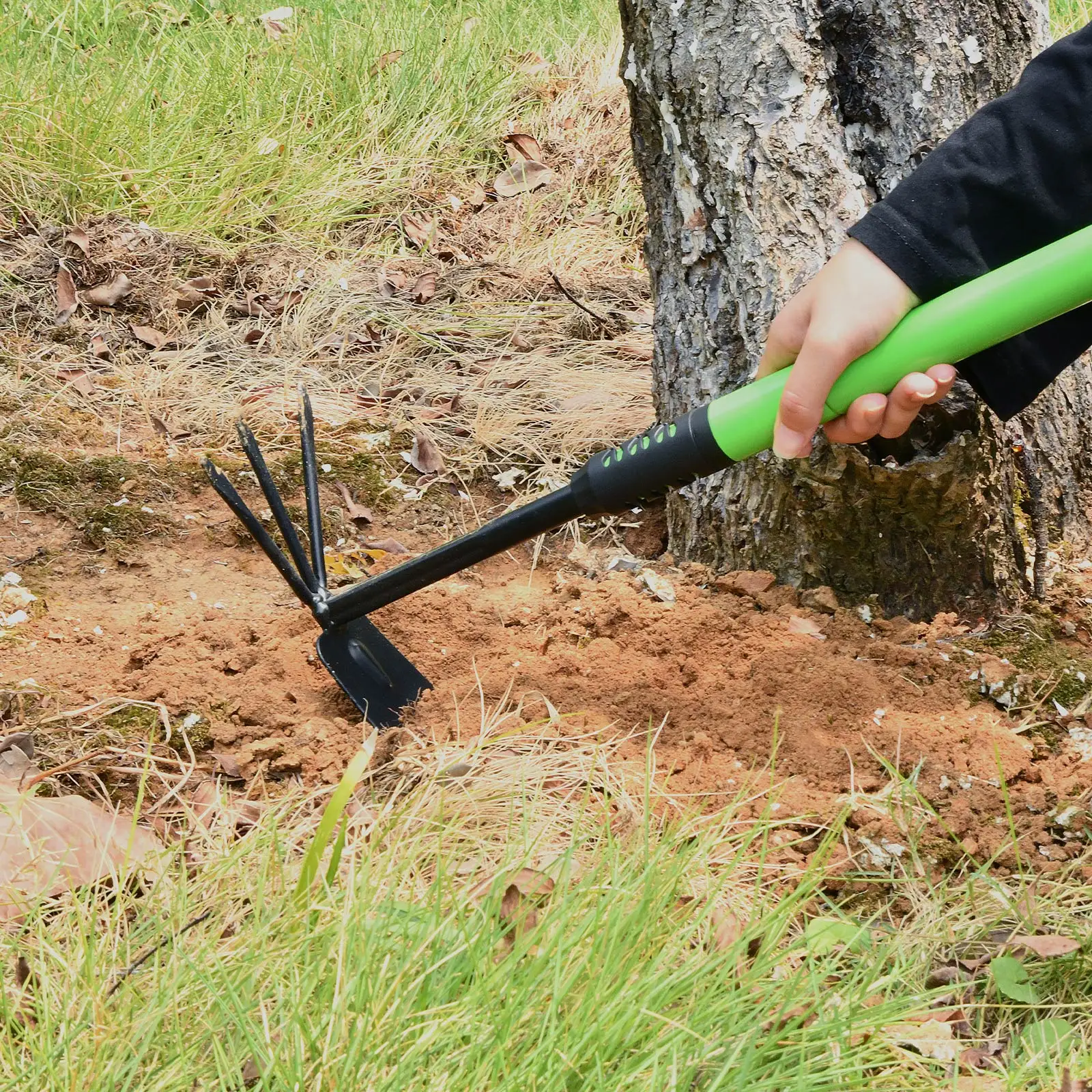 Winslow & Ross 2 in 1 Garden Hoe and Cultivator Telescopic Long Handle Hand Garden Tools for Weeding Planting Loosening Soil