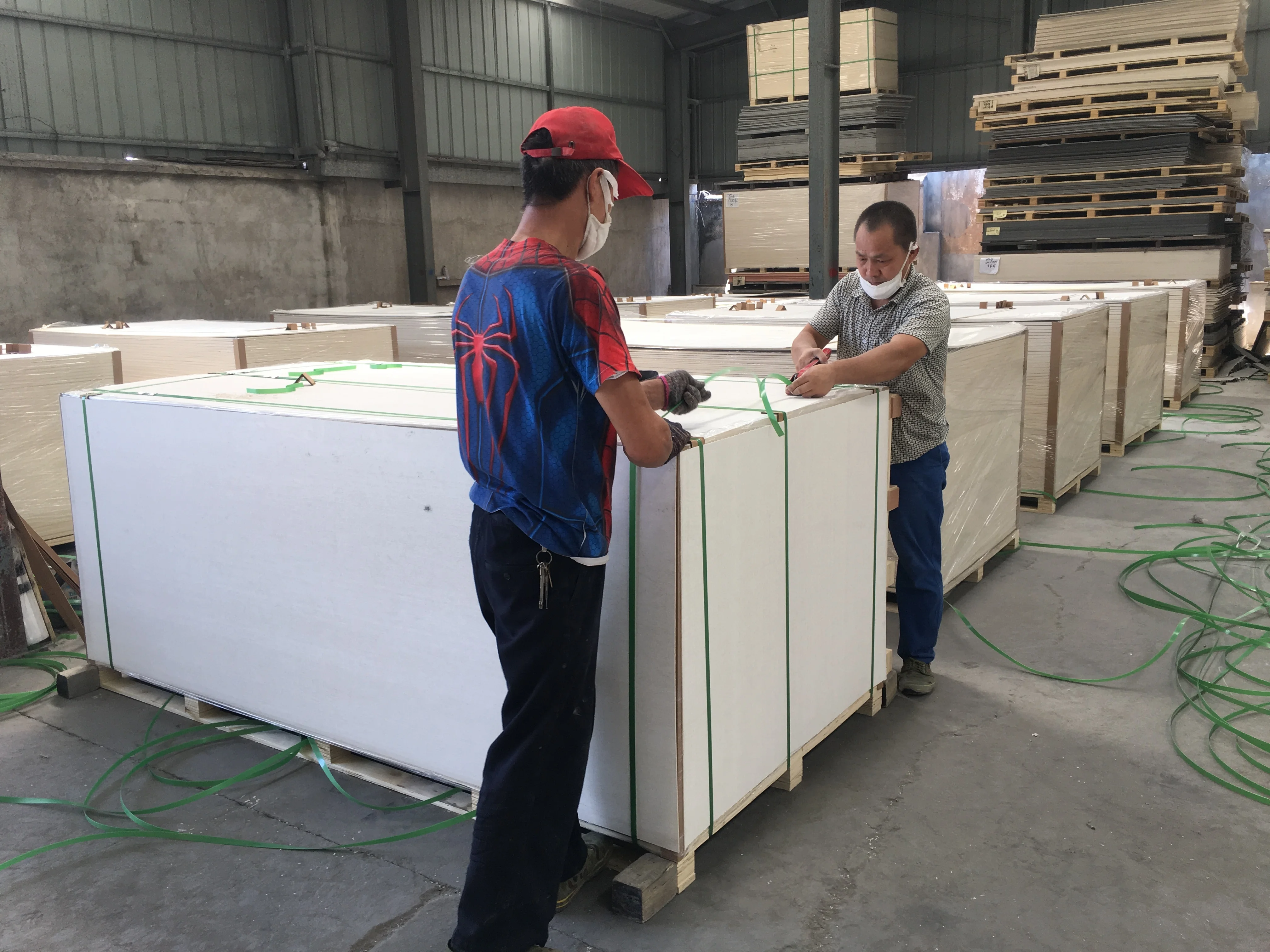 2025 Stable Quality Waterproof MGO MGSO4 Board Magnesium Sulfate Board Suitable for Rainy Place