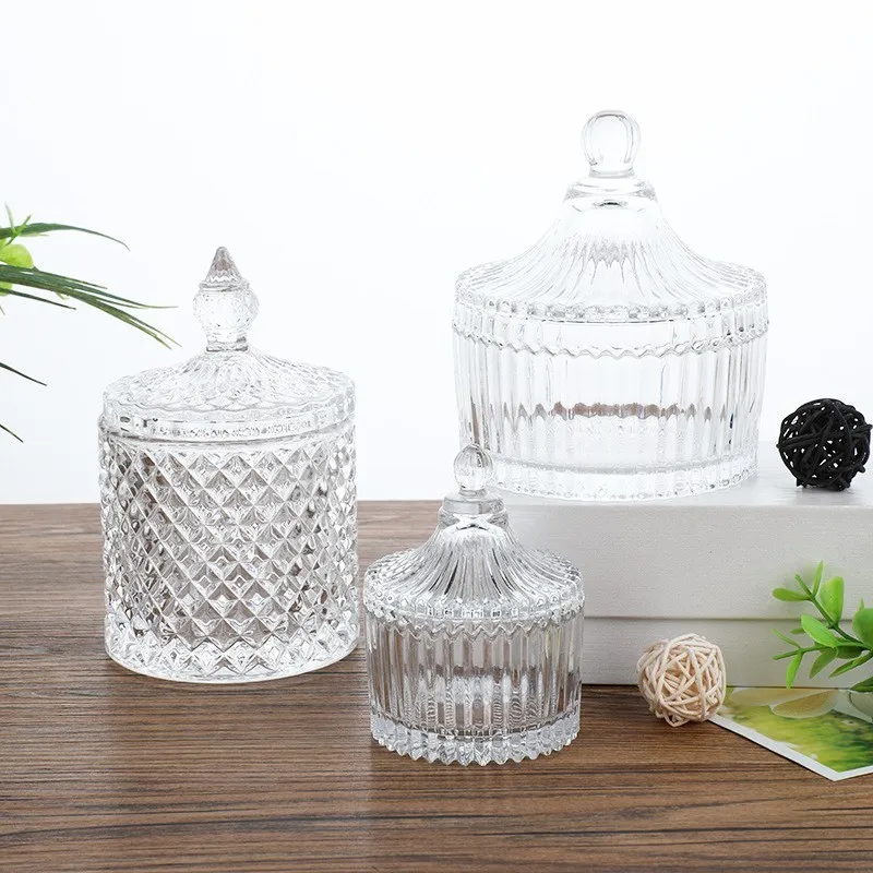 New Design Christmas Clear Candy Jars Candle Vessel Cups Glass Soy Wax Candle Jars with Lids Home Wedding Decor