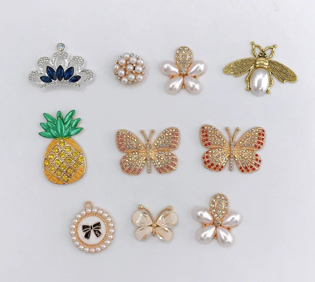 Gold and silver Blessed products Ready stock Diamond Shoe Decorations Crystal Clog luxury bling designer croc charms