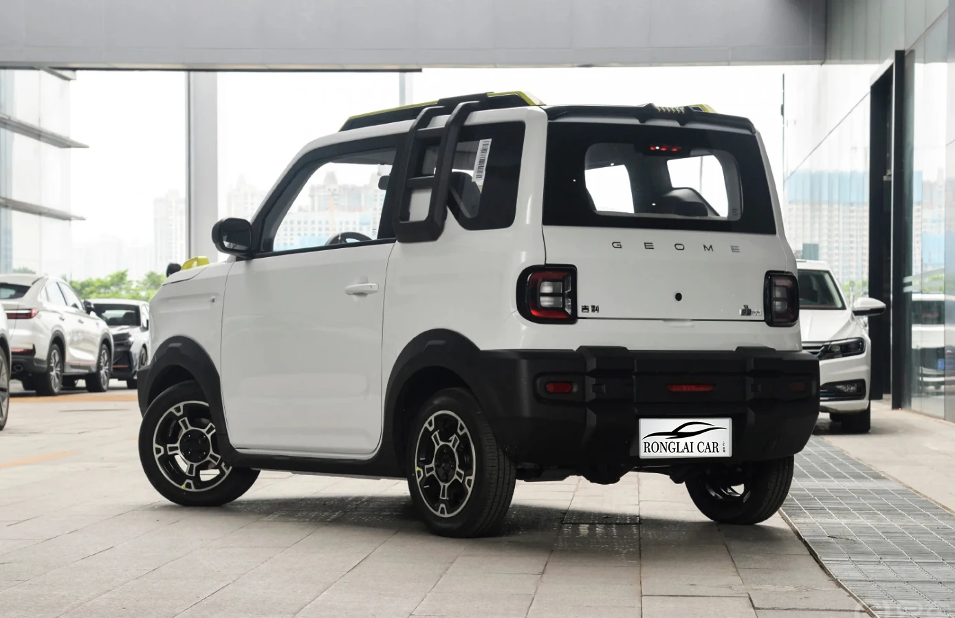 Geely Panda автомобили мини 120 км дальность действия 2024 Mini Ev электромобиль левый/правый Привод