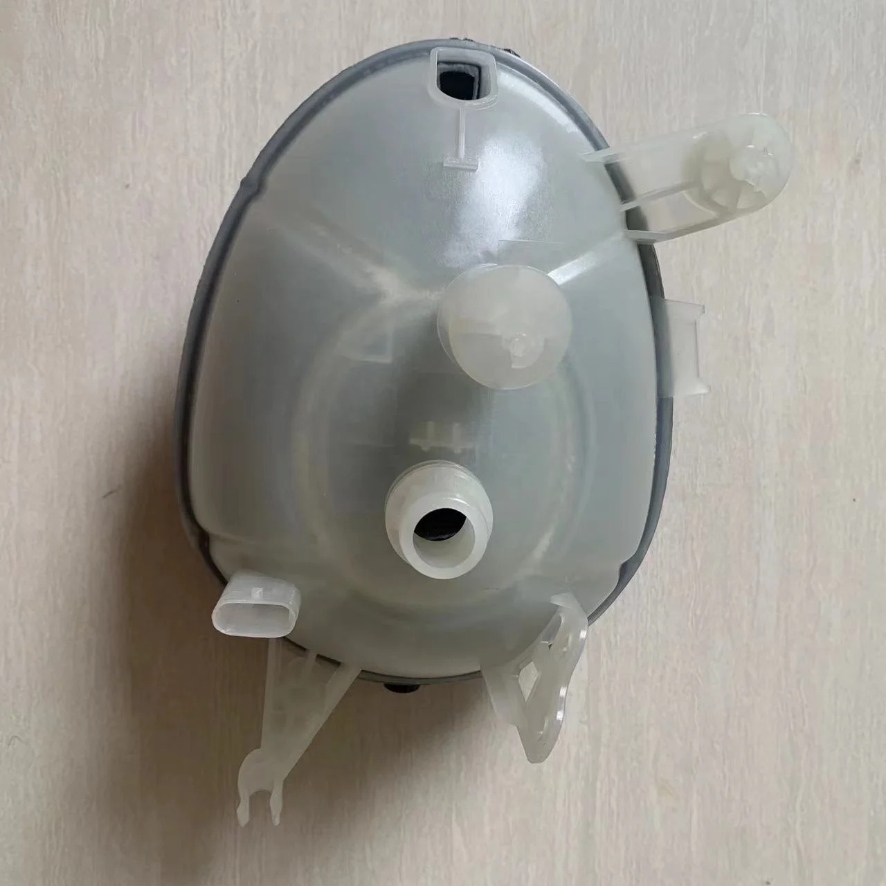 A2055000049 Coolant Reservoir Car Water Expansion Tank for Mercedes-Benz W205 C205 W213 S213 2055000049