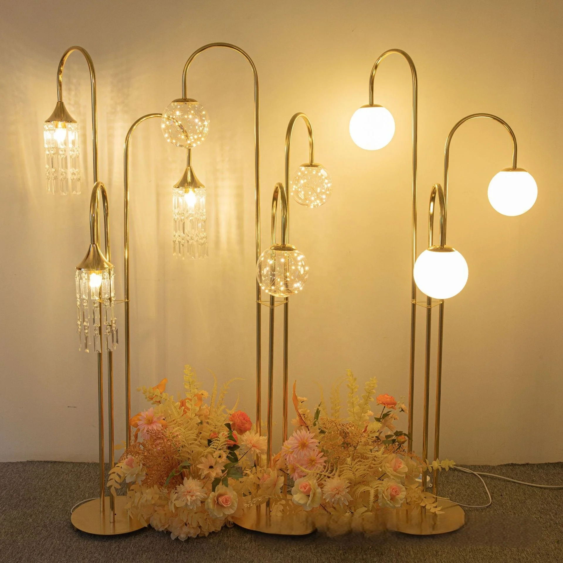 New Walkway Decor Golden Road Lead Light Creative Stage Runway Decorative Guiding Light Event Lighting Wedding Aisle Decoration