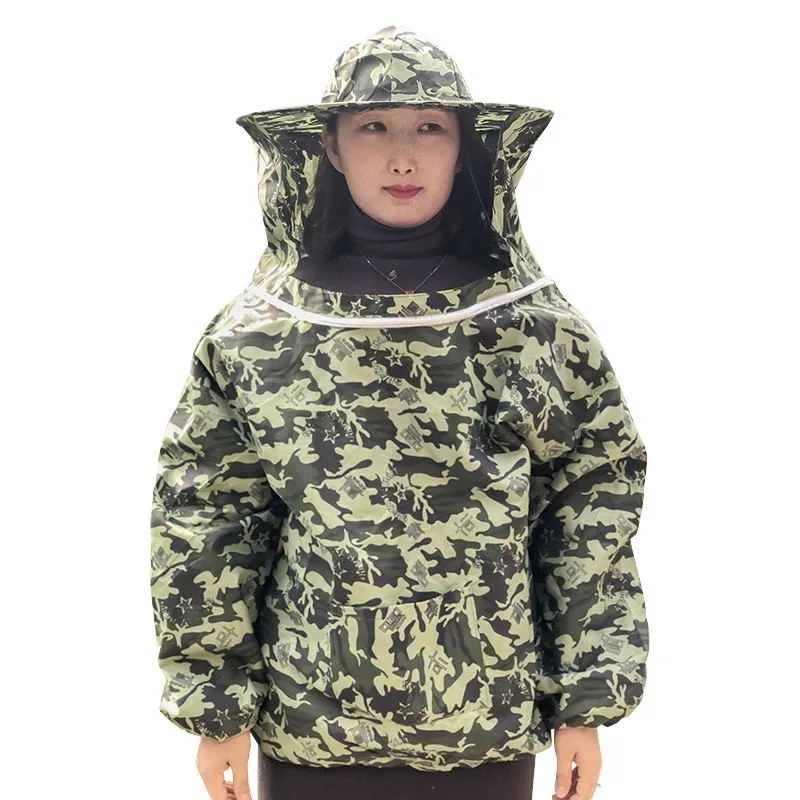 Support to keep it off your face numerous pocket and thumb and foot holds to keep the suit Bee beekeeping suit offers strong