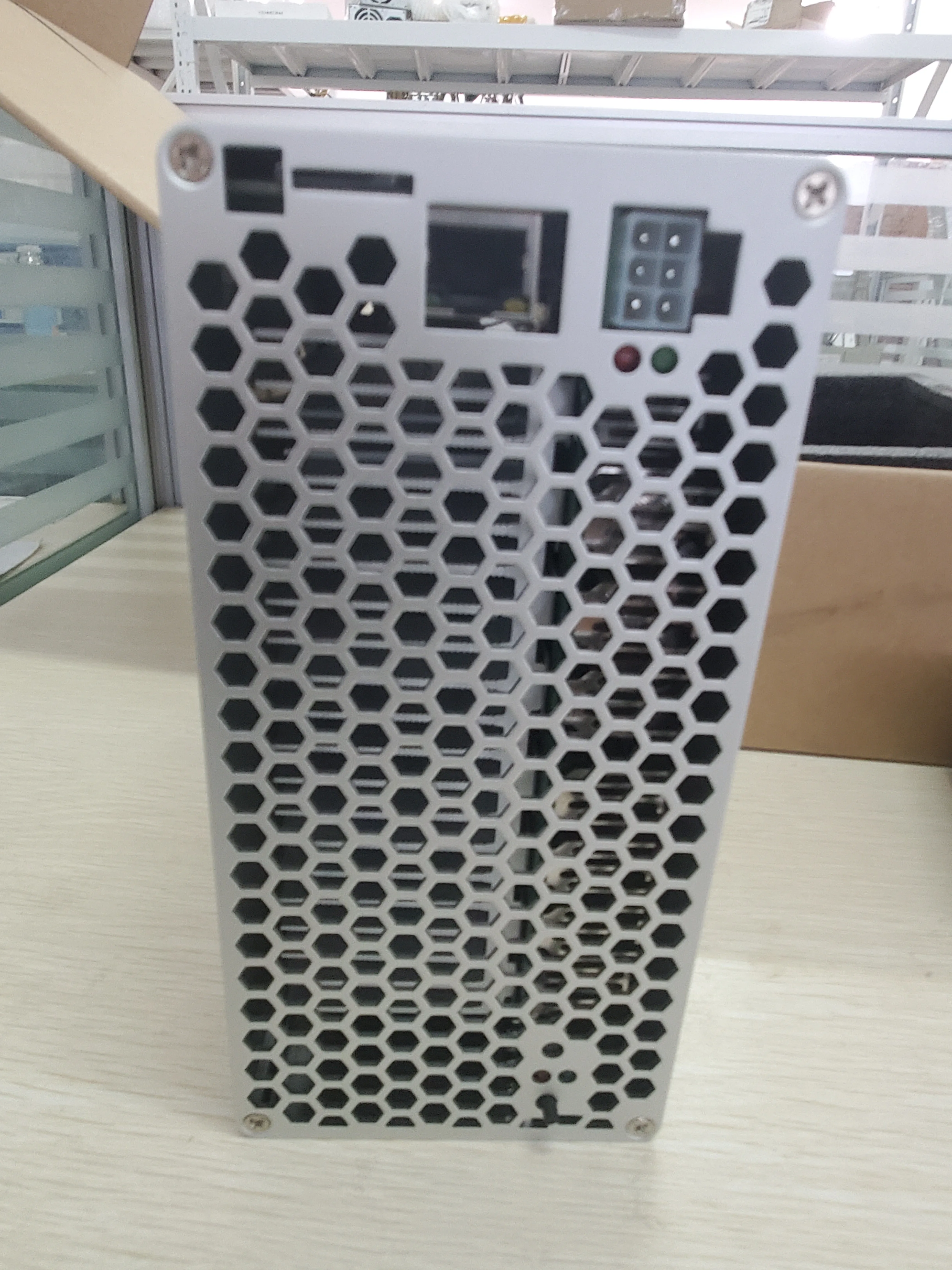 on stock new goldshell ST-BOX  computer server make with pow supply