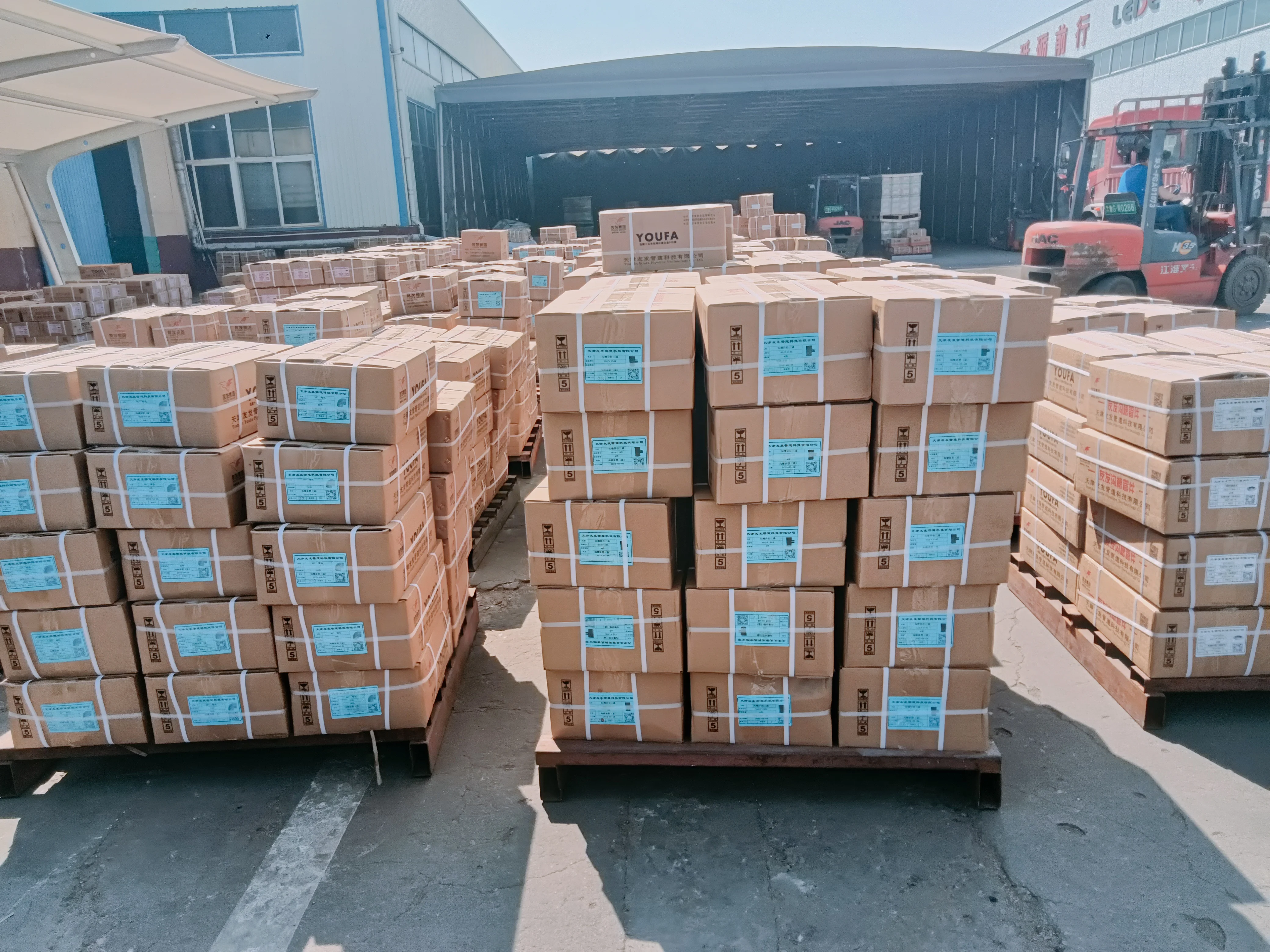 2 1/2 inch coupling  galvanized malleable  Iron  pipe fitting