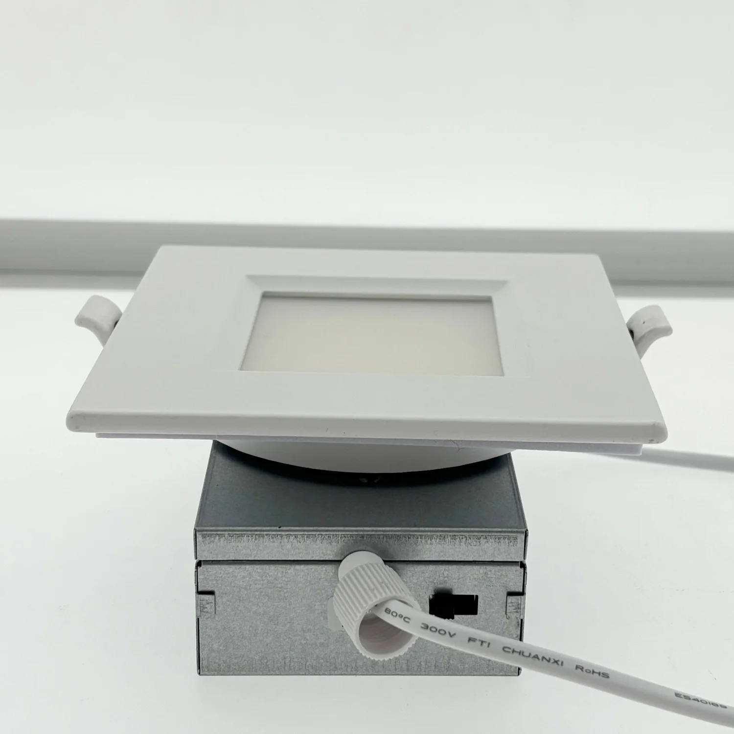 ETL ES FCC 4inch 9W Slim Square LED Panel Light with Round Cut Out Hole No Flicker Driver 3CCT Adjustable White Aluminum Body