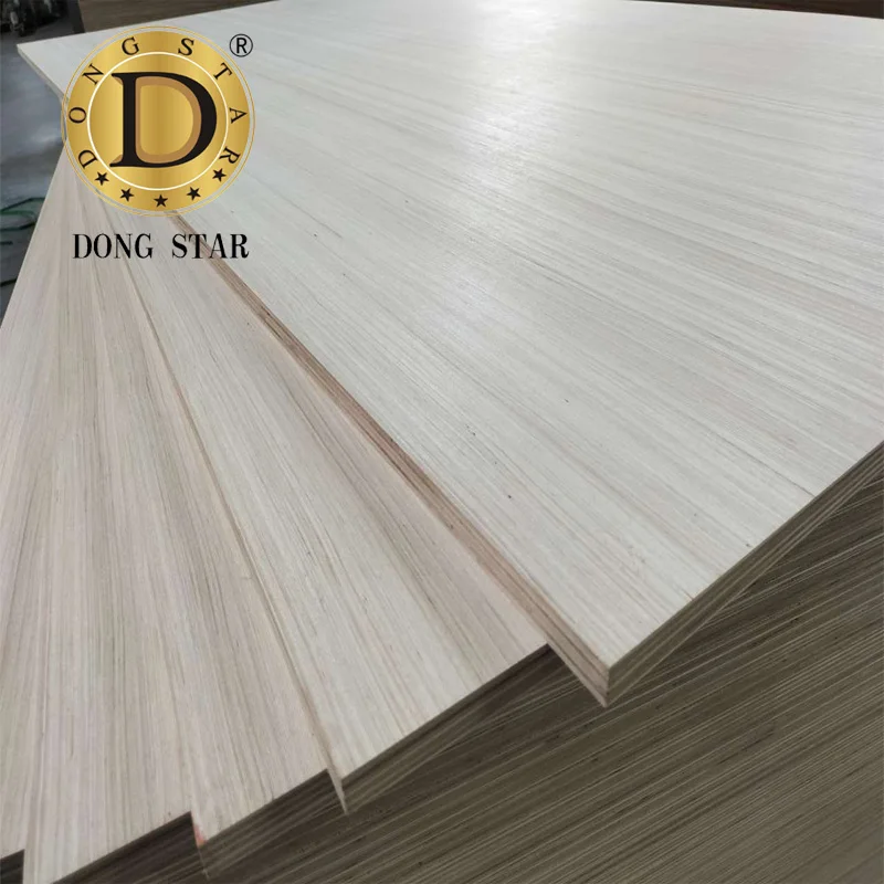 Poplar Core  Plywoods 18mm 4X8 Outdoor Marine Construction Plywood Board Indoor Decoration Plywood