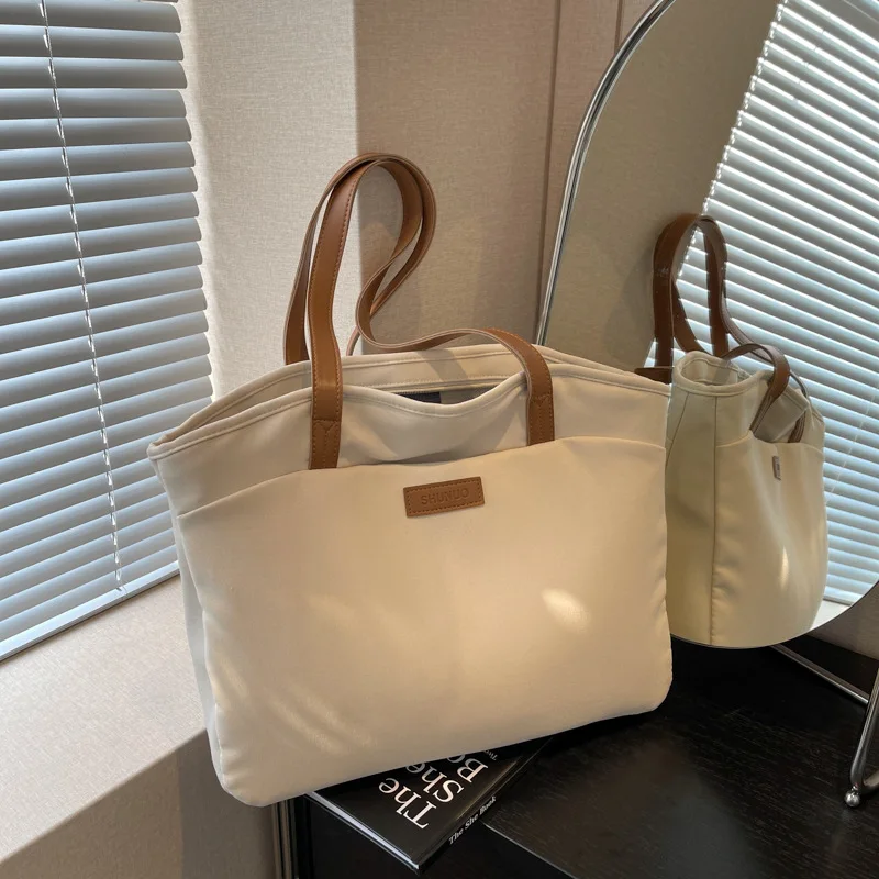 New Fashionable Custom Canvas Bag  with Zipper Office Daily Women Shoulder Custom Logo Canvas Tote Bag