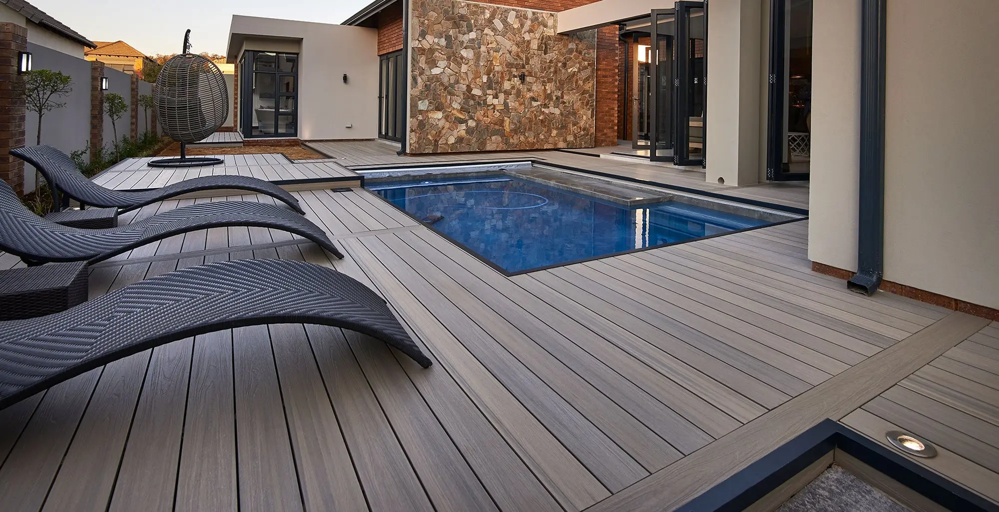 Wpc Composite Wood Outdoor Waterproof Solid Decking Embossed Flooring 140*22.5mm