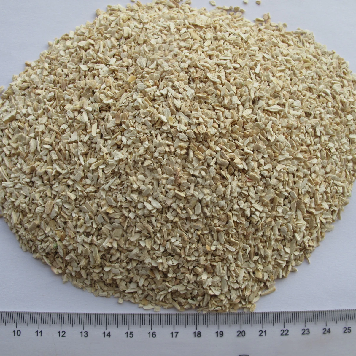 Hot sale High quality Dehydrated Horseradish root Wasabi flakes/granules/powder
