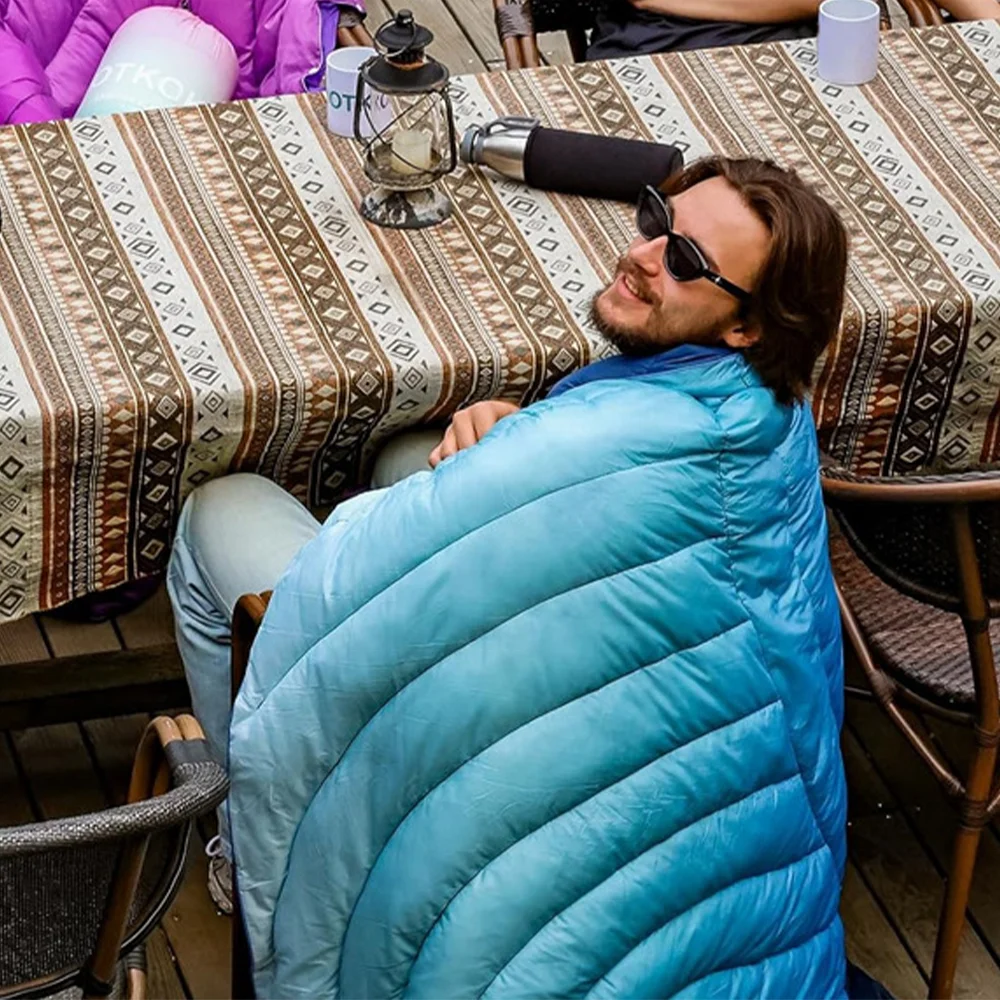 Outdoor 20d Nylon Lightweight Travel Picnic Warm Portable Waterproof Recycled Down Camping Puffy Blanket