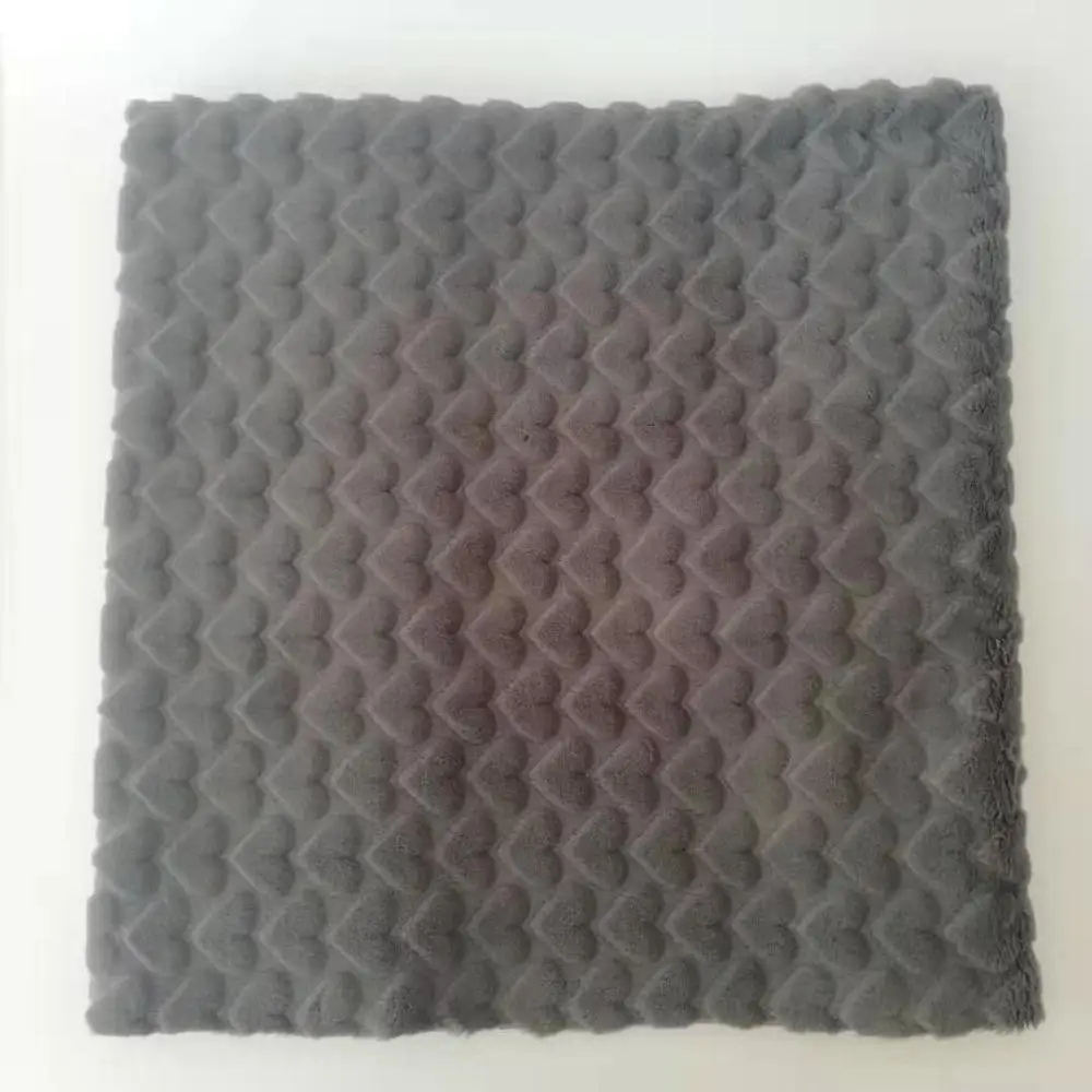 Оптовая продажа, Высококачественная 100% Полиэстеровая ткань из искусственного меха с рисунком сердца для изготовления игрушек