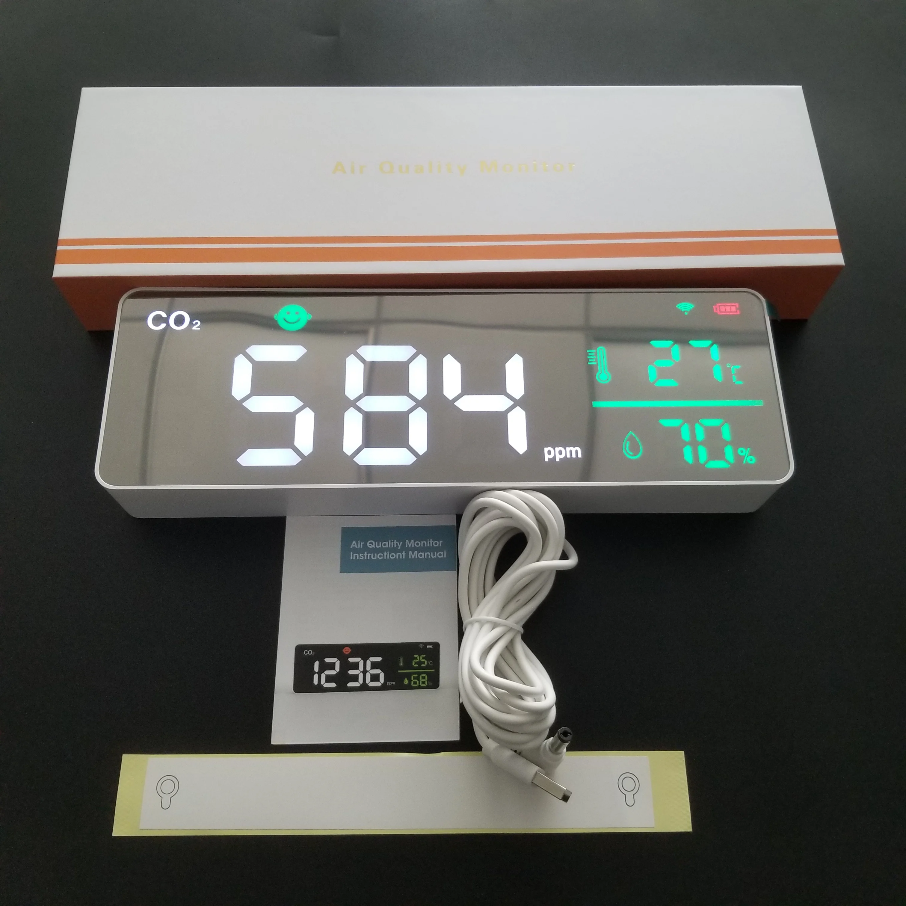 White Carbon Dioxide Detector Temperature and Humidity Monitor LED Screen Display Rechargeable Air Quality Monitor