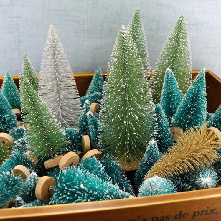 Handmade Winter Snow Ornaments Green Ivory Gold Mini Bottle Brush Christmas Tree Set