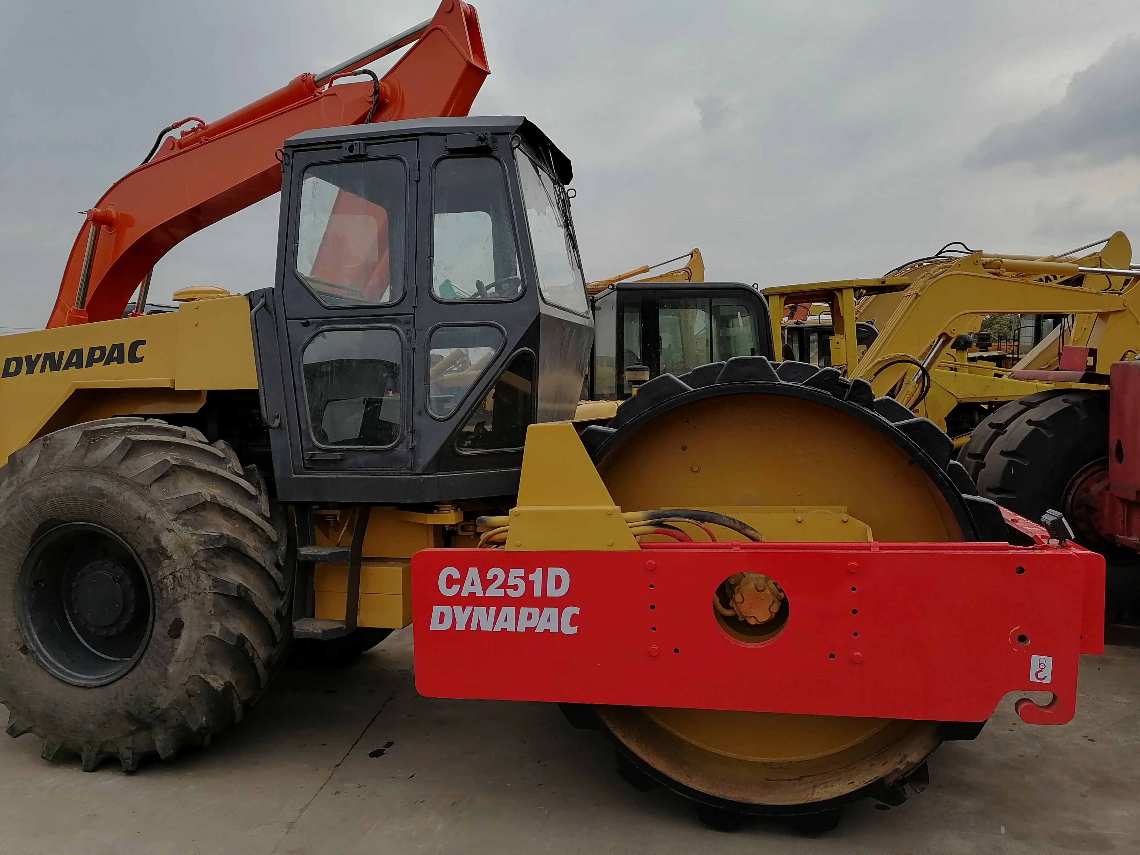 used  Sweden made  road roller CA251D construction machine  good quality low maintenance hot sale in stock