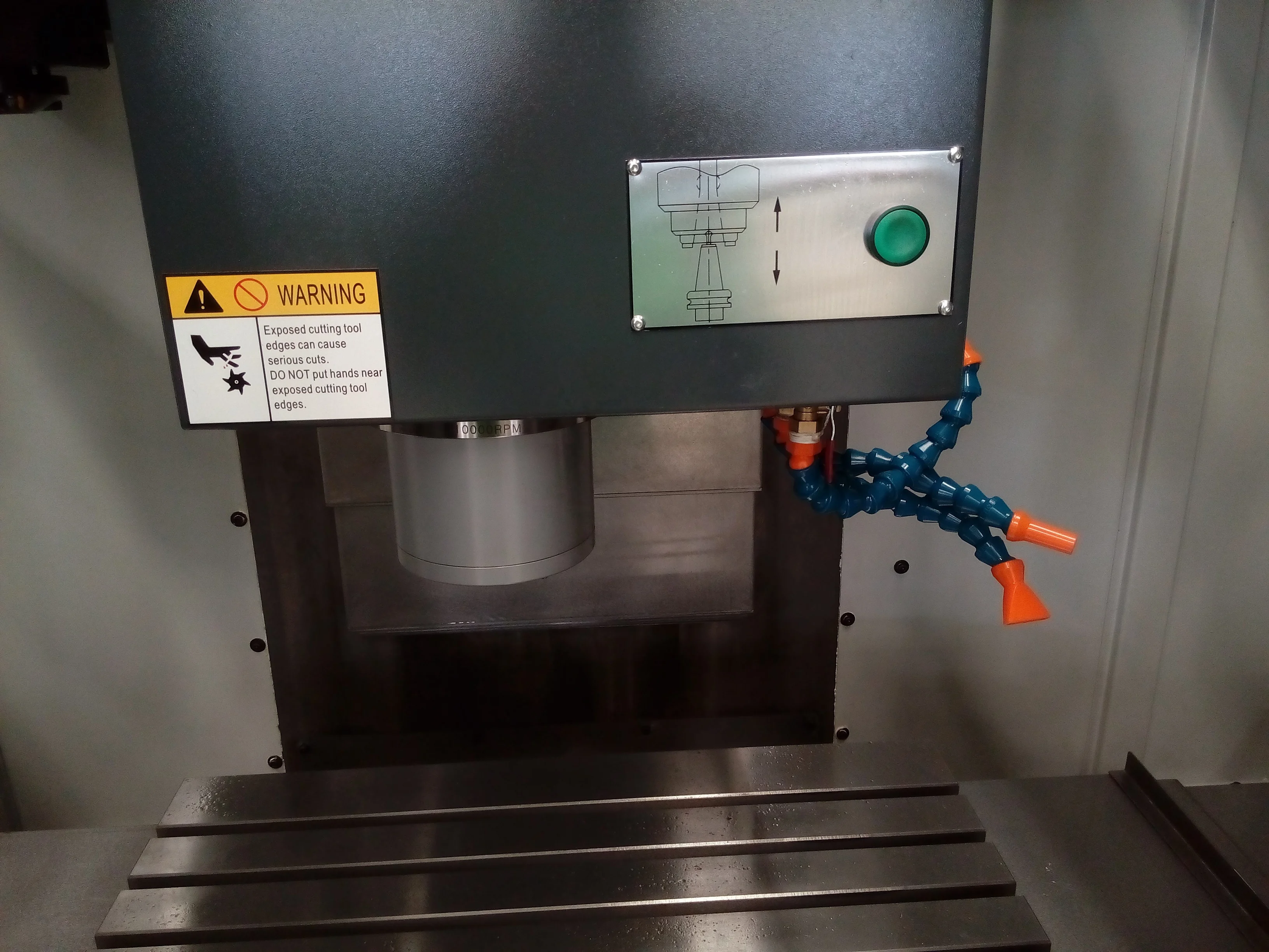 VMC640 китайский завод маленький VMC CNC обрабатывающий центр вертикальная фреза с ЧПУ