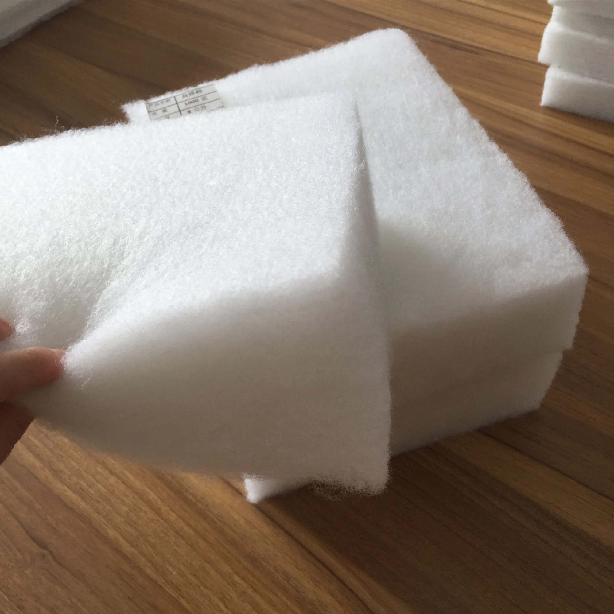 New Nonwoven Polyester Fibre Batting Wadding Embroidery Quilted Fabric for Winter Down Coat