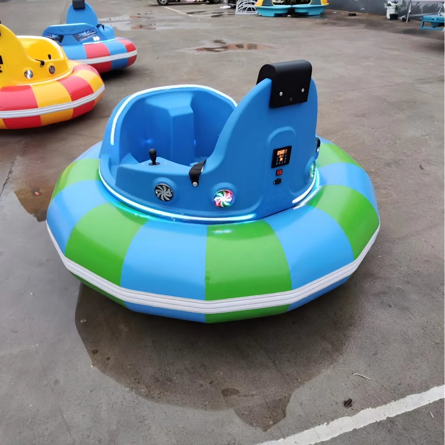 UFO Shape Inflatable Electric Bumper Cars Park Battery Operated 24v 48v Fiberglass Inflatable Adult Dodgem Bumper Cars