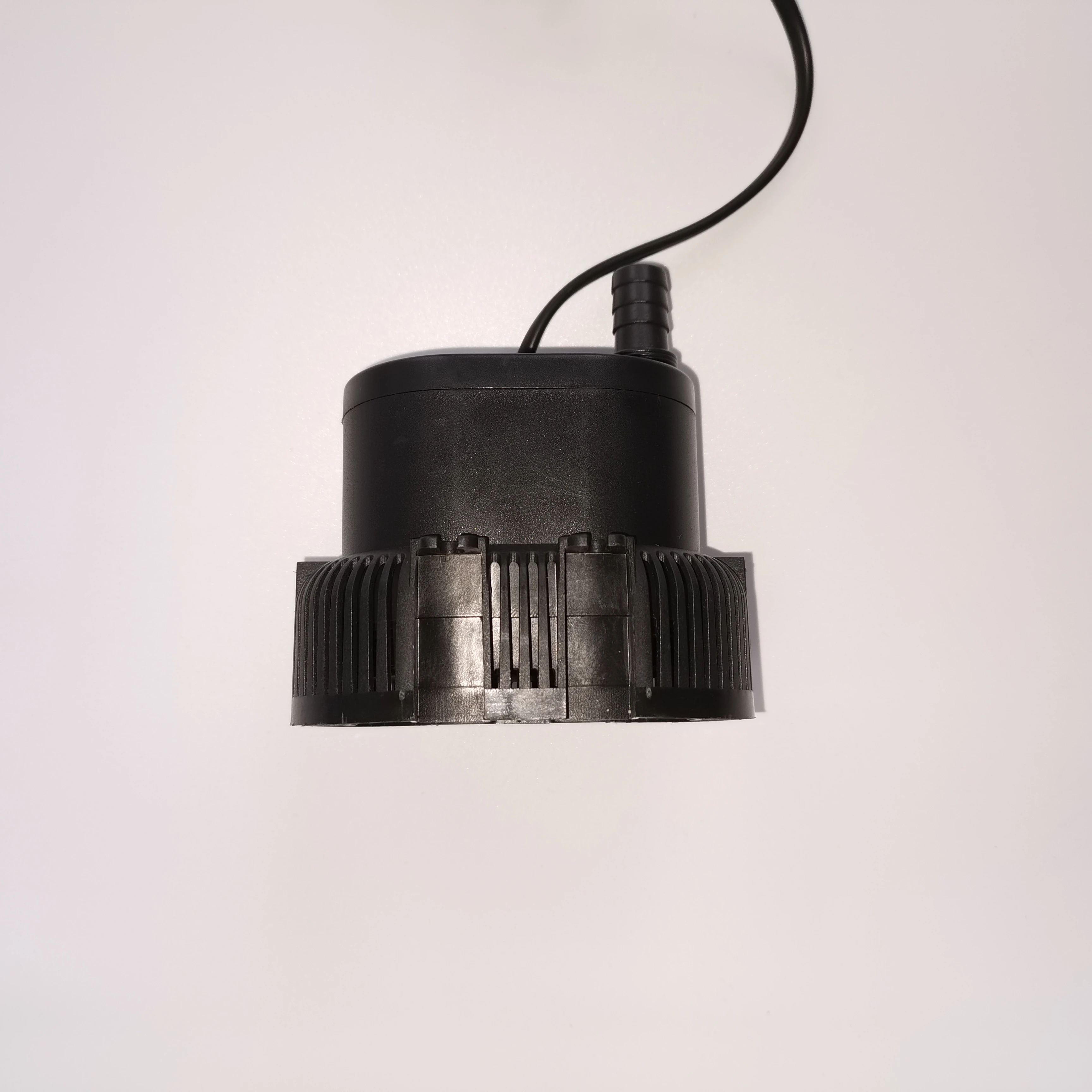 
2020 high Efficiency 22W Electric Mini Submersible Water Air Conditioner Cooler pump 