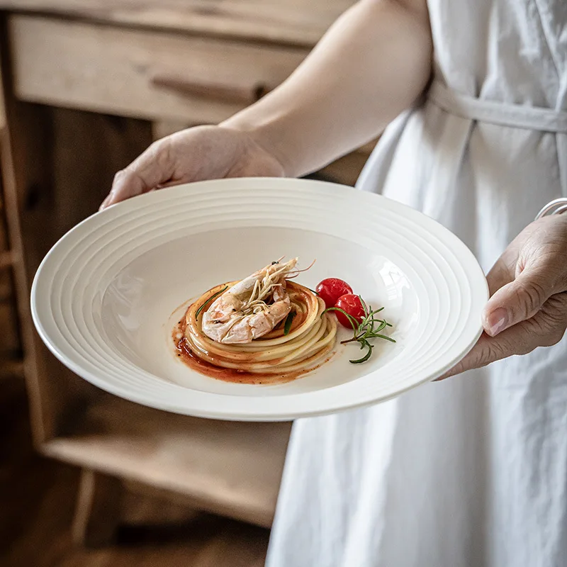 High-Grade Japanese-Style White Ceramic Straw Hat Plate Premium Dinner Plate Tableware for Parties Wholesale Dish Plate Serving