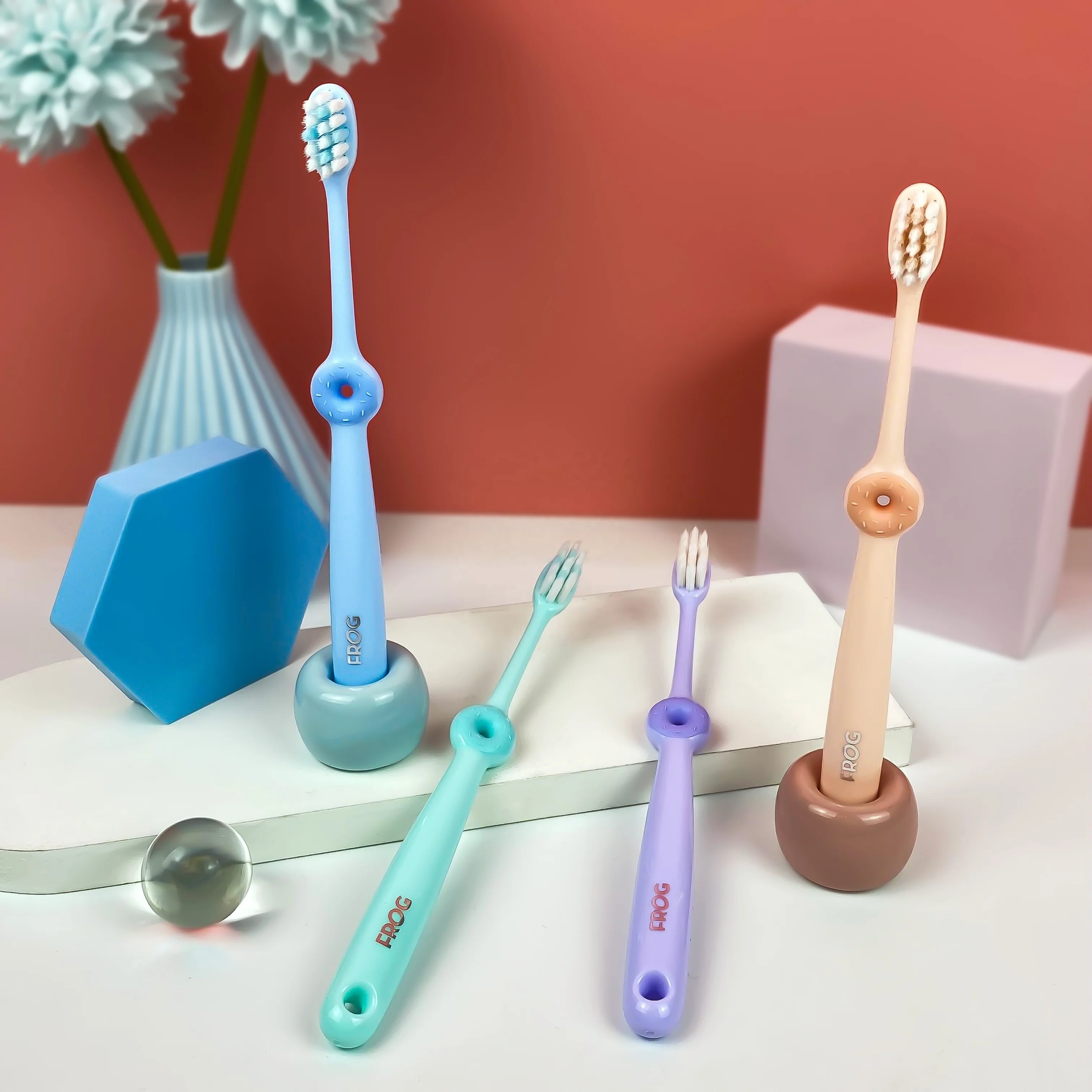 FROG Manufacturing plastic high quality tooth brush bristles adult manual toothbrush