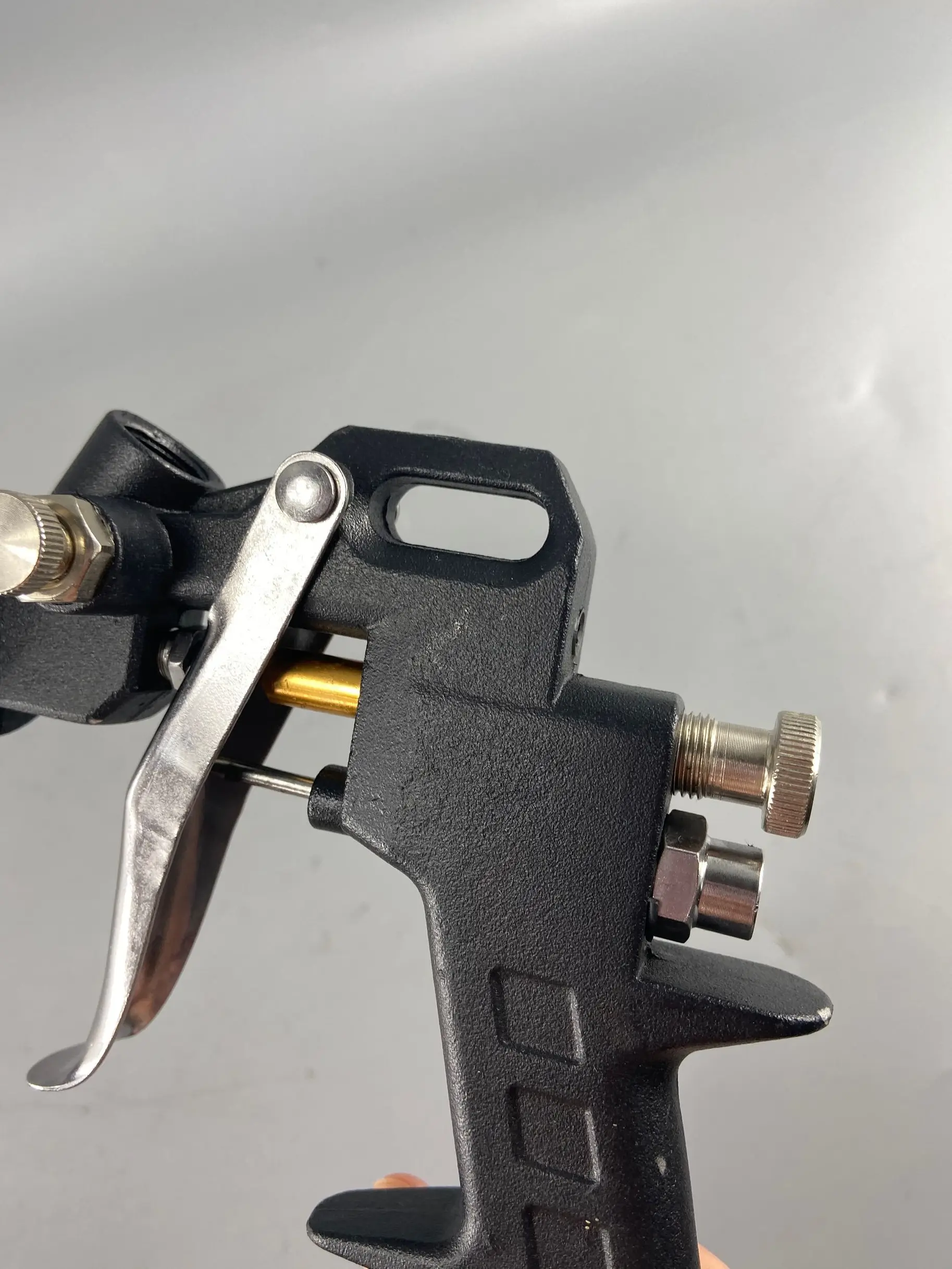 S990 Air Tools Portable Paint Pneumatic Spray Gun Handheld Paint Machine Paint Sprayer 1.5mm Nozzle