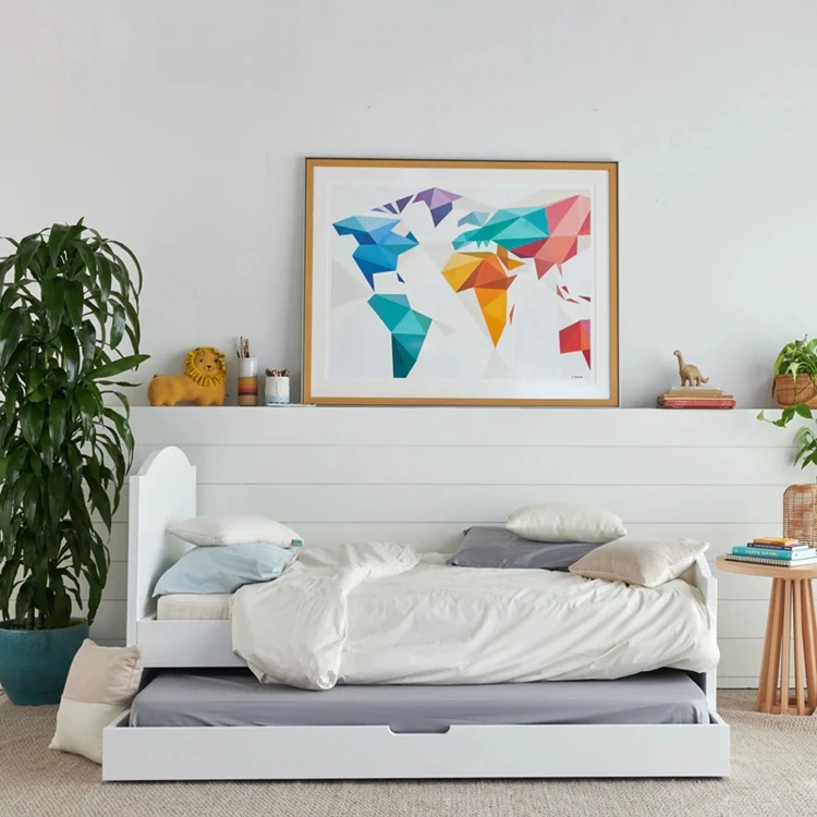 Chocchick OEM ODM Solid Pine Wood designs Girls Montessori Drawer Wooden Kids Playing Game House solid baby Cot Toddler Bed