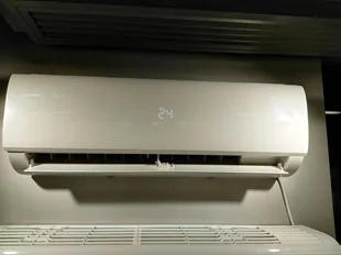 OEM DC 12000BTU inverter r410a wall mounted split type air conditioner