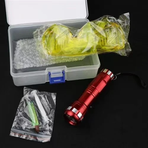 4PCS Fluorescent Leak Detection tool sets refrigeration Oil leakage detector with Flashlight  goggles