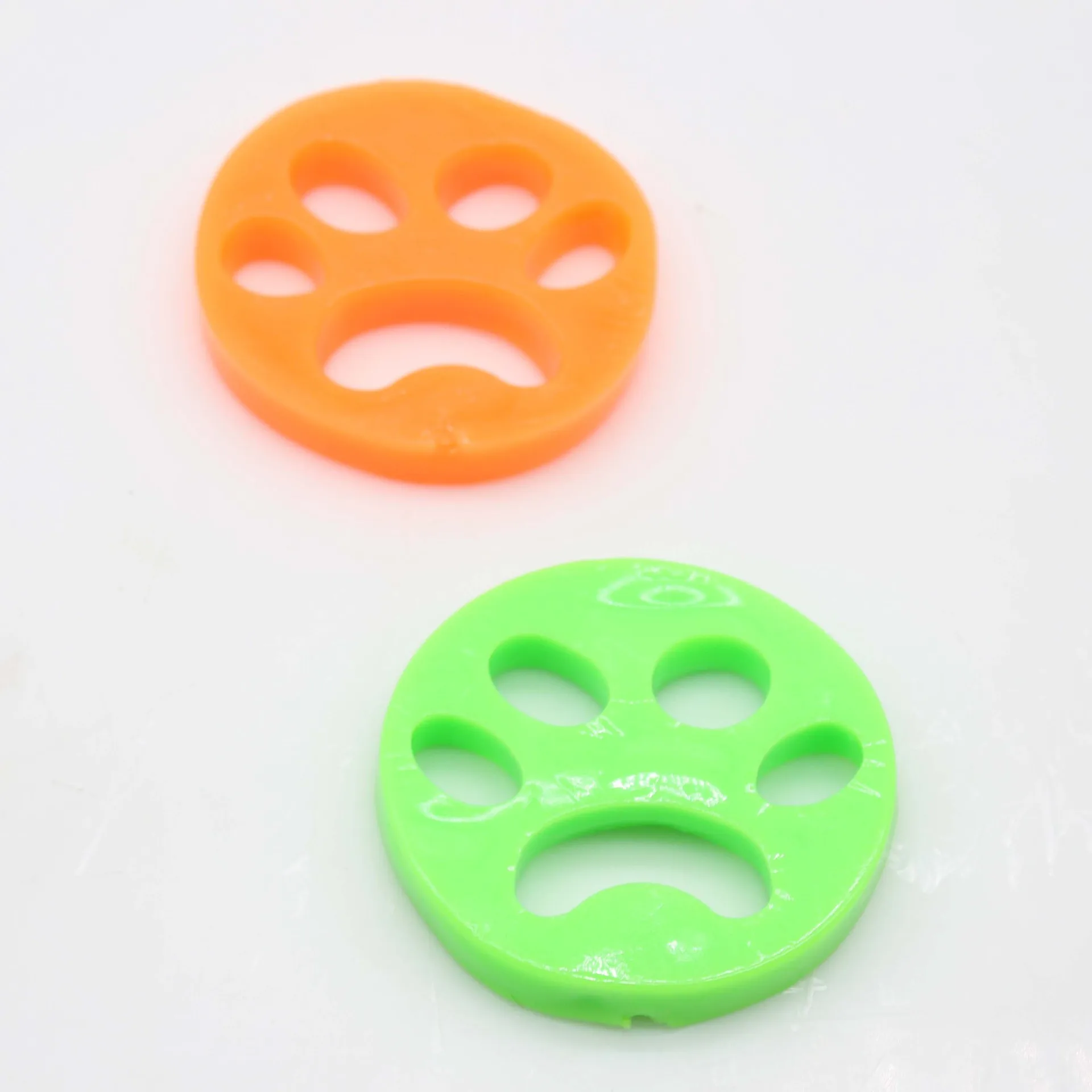 Juicepet Plastic Pet Hair Remover Double-Sided Paw Shape Sticky and Washable Cleans for Cats Lovely Pet Hair Collector