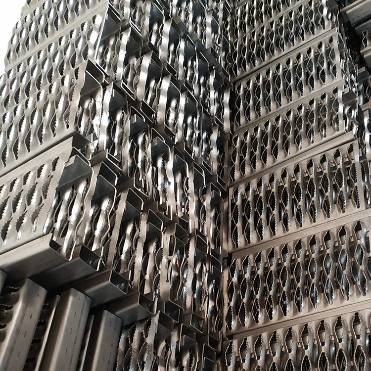 Galvanized Non-slip perforated plates/anti skid perforated floor (Huijin factory)