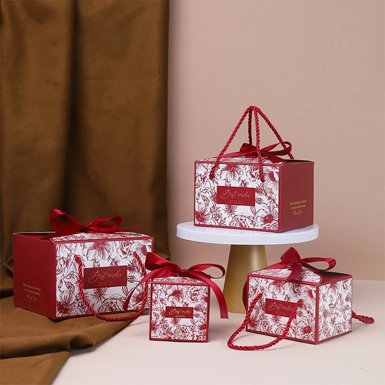 Luxury Custom Bridesmaid Gifts Guest Candy Indian Red Wedding Favor Boxes For Wedding Decoration Favor Souvenir