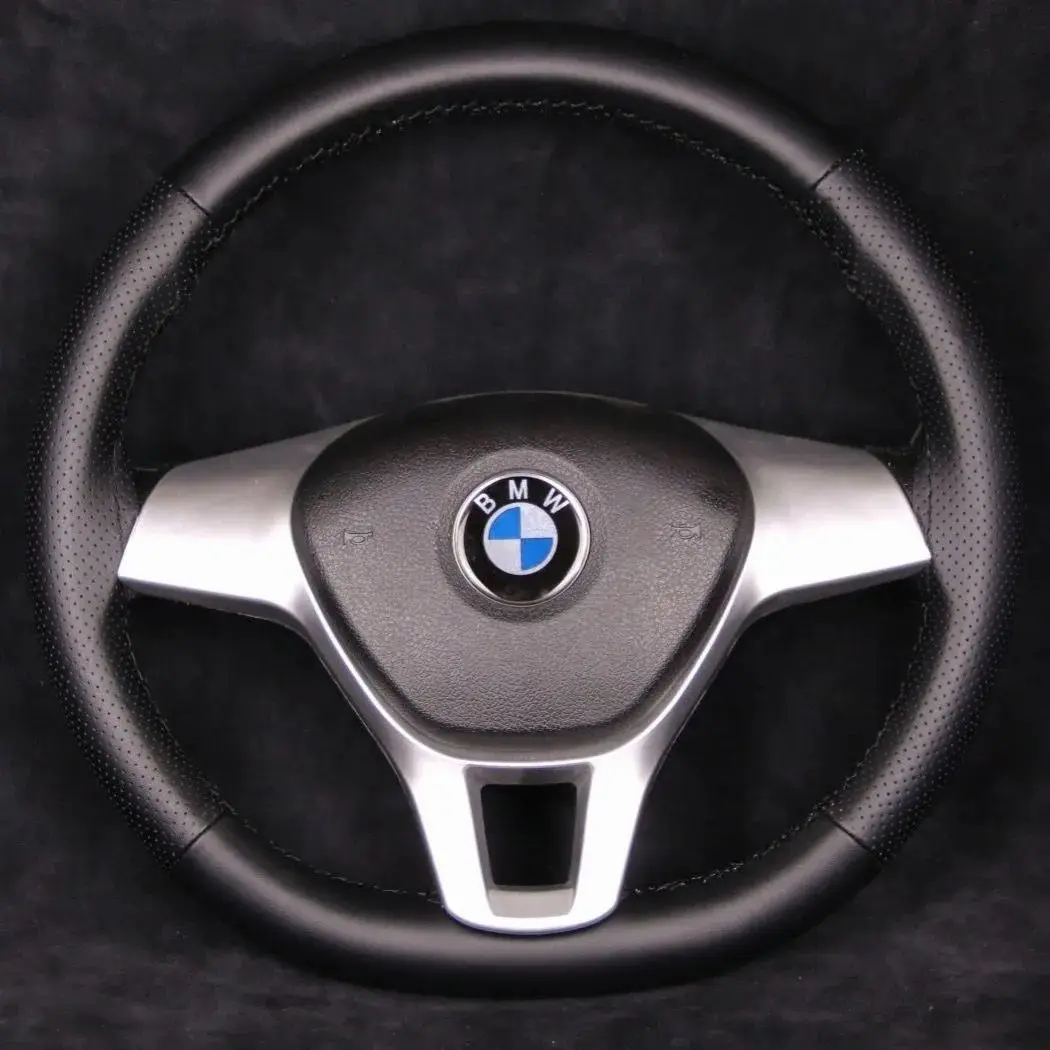 2022 hot sale 38cm Leather hand-sewn  car steering wheel cover