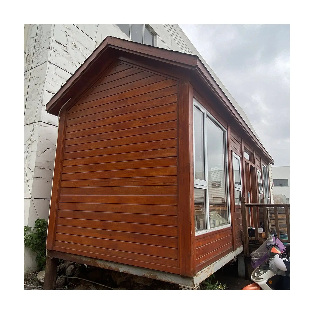 Factory Eco-Friendly Chalet De Jardin En Bois Mobile Container Chalet