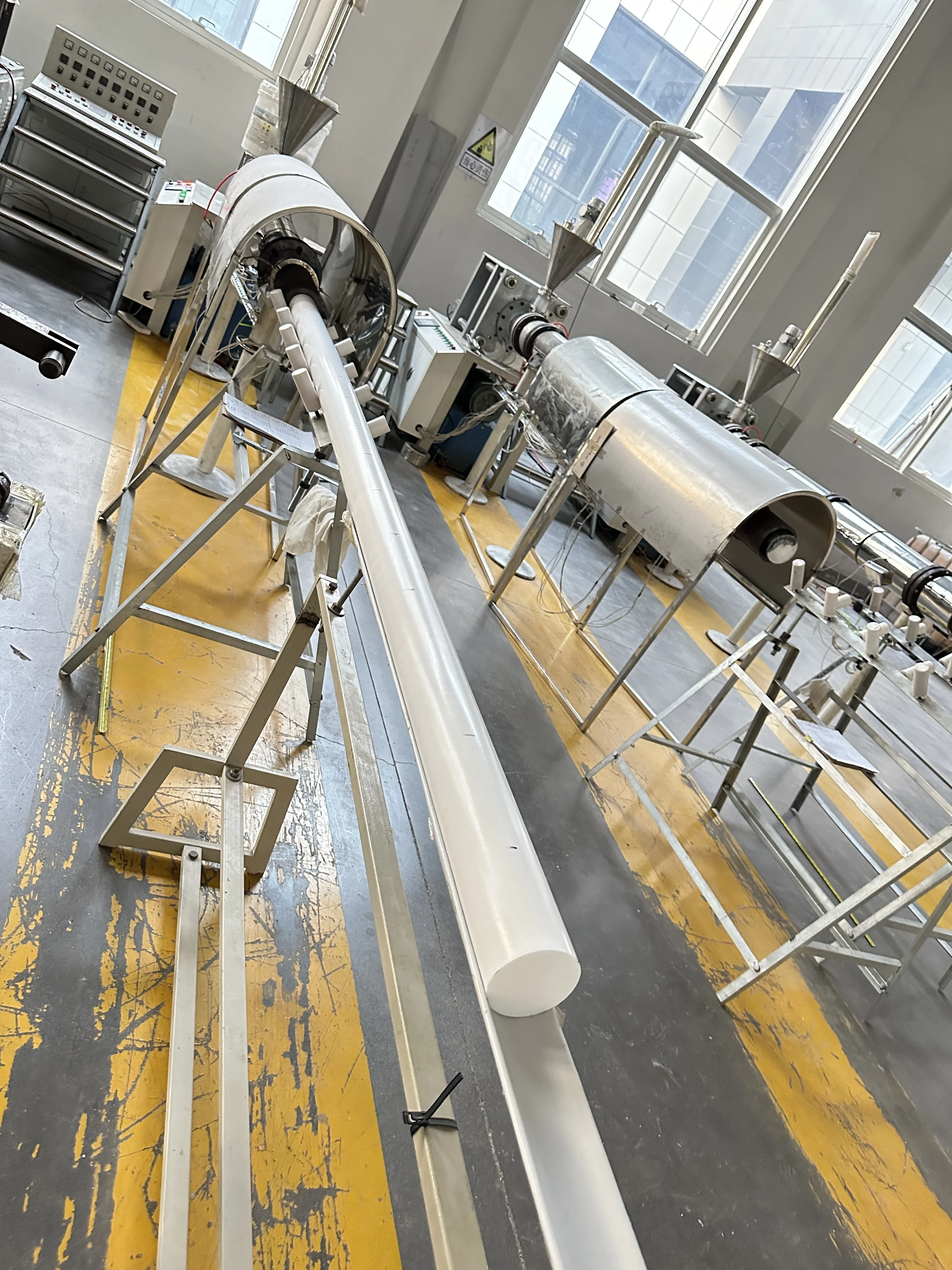 30% filled PTFE ROD glass fiber 15% ptfe rod manufacture low price