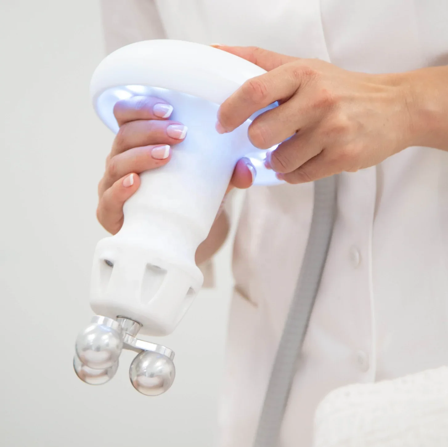 Innovative Weight Loss Body Contouring Radiofrequency RF Vacuum Roller Massage Velashaping Machine