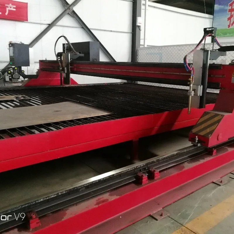 Plasma metal cutting machine