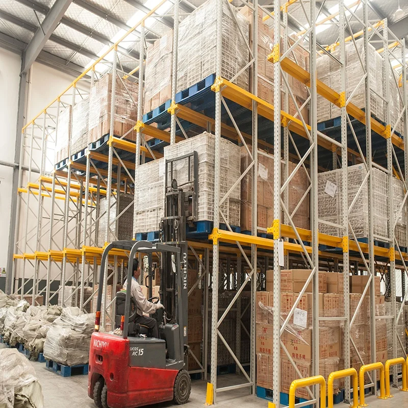 Heavy duty Warehouse storage drive in pallet racking system