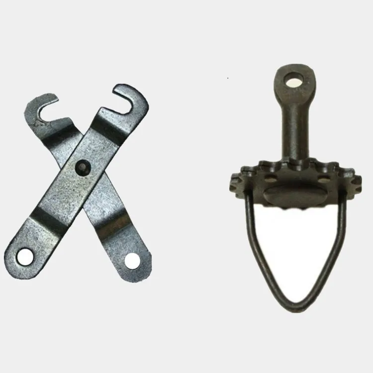 Painting liner chain for overhead conveyor