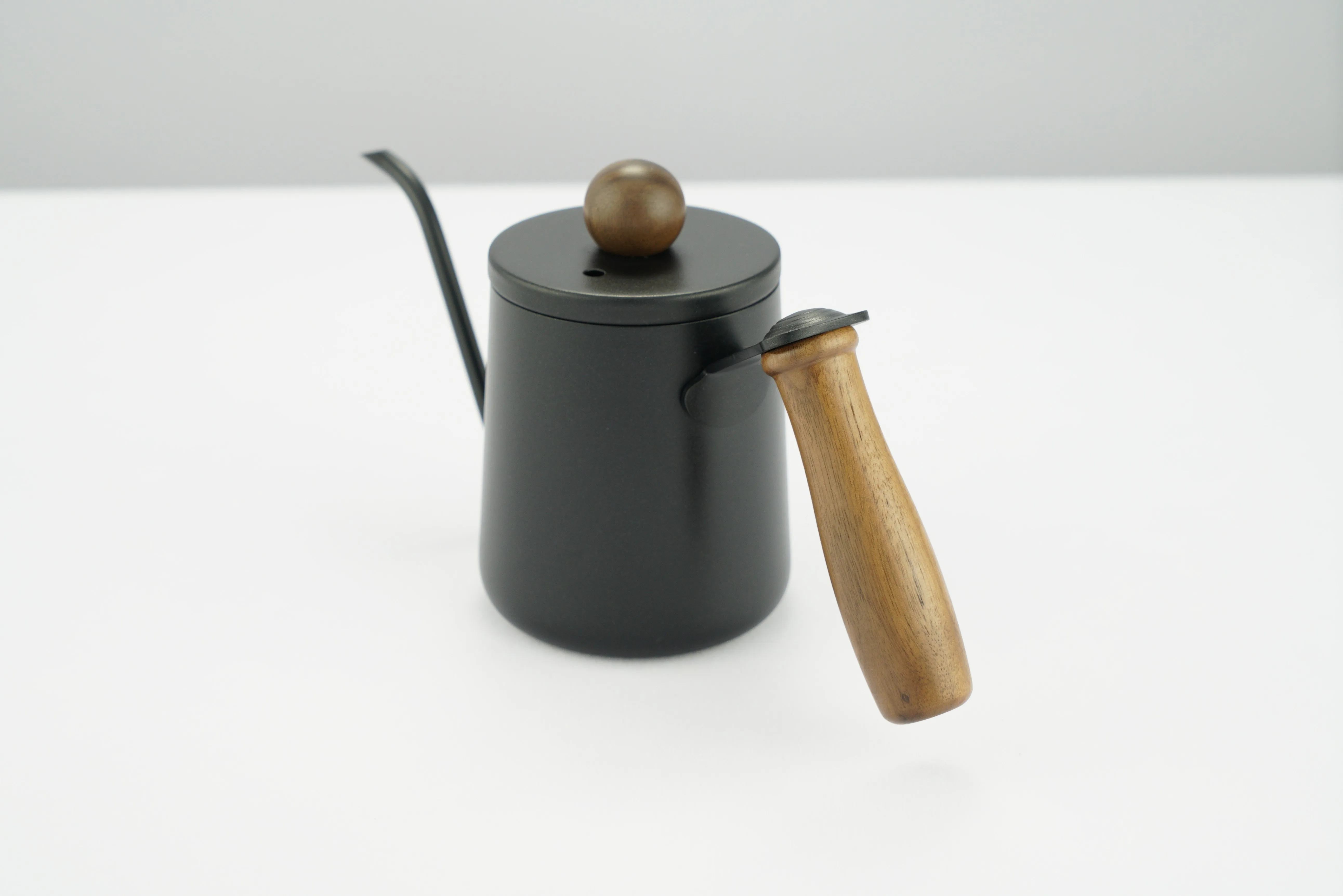 350ml 304 stainless steel Elegant Travel Camping Hotel with wooden handle Coffee dripper kettle