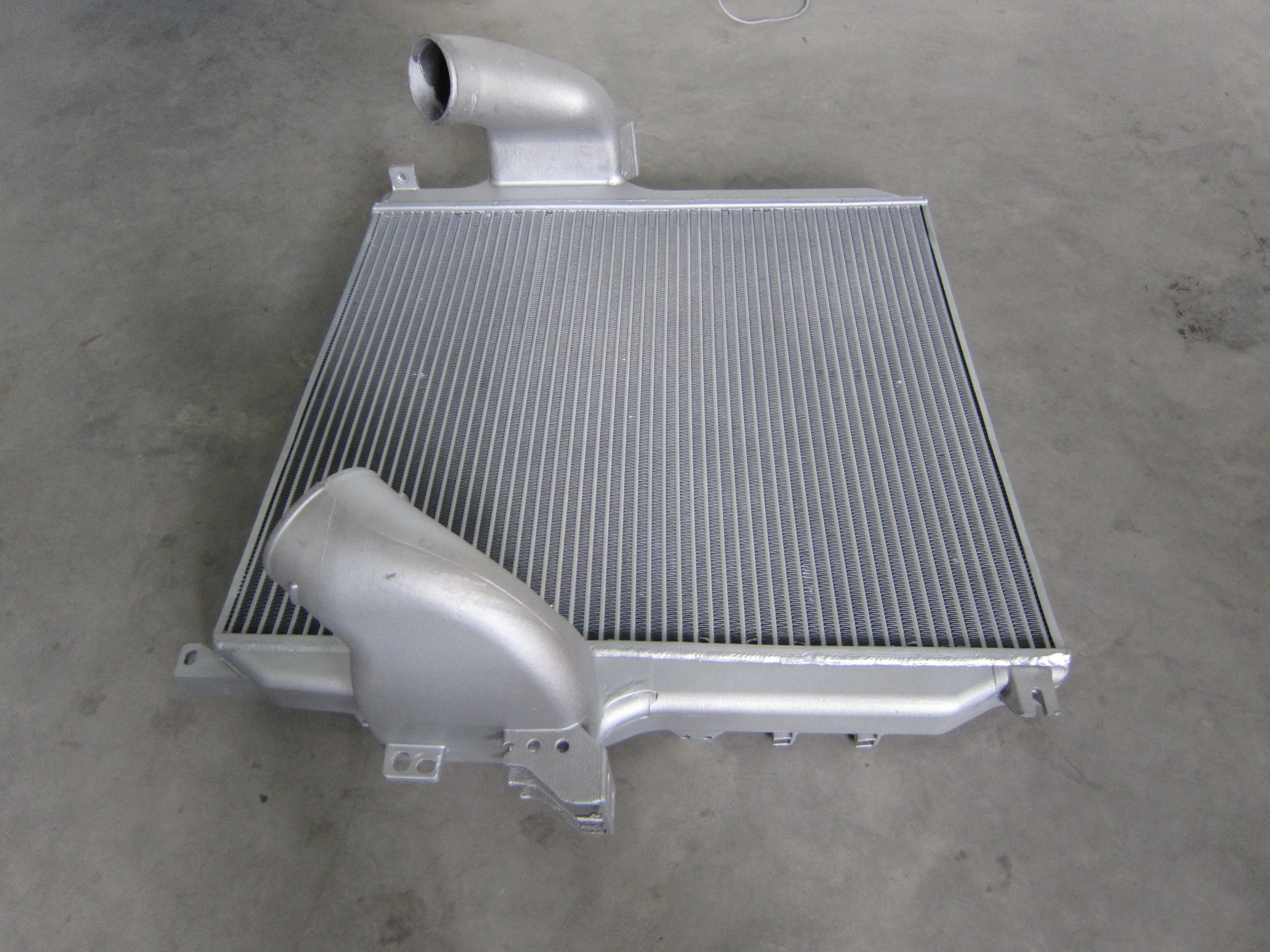 OEM 9425010201 9425011001 truck intercooler 96972 Actros for Benz